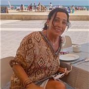 Profesora titulada con más de 20 años de experiencia en jóvenes y adultos,todos los niveles. Preparación exámenes oficiales.